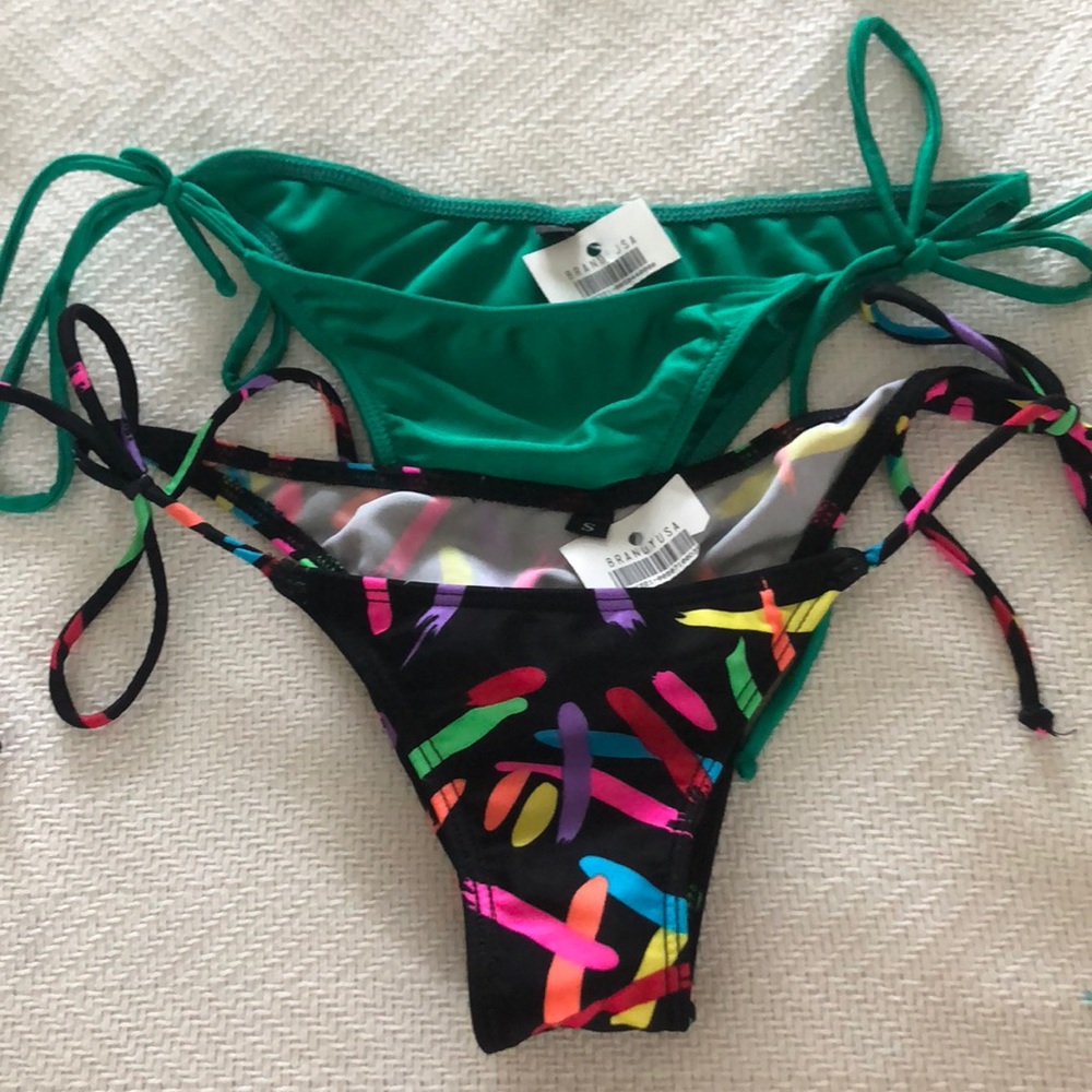 Cheeky bikini bottoms